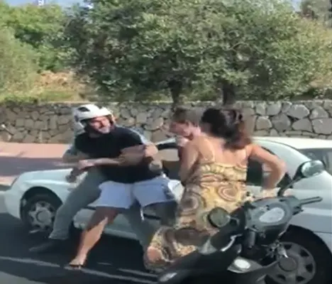 גיא אפרים תוקף את הזוג שכמעט גרם לתאונה