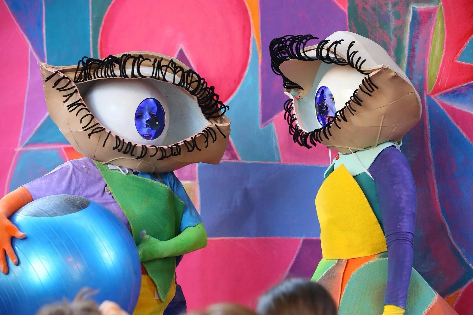 פסטיבל רחובות הבינלאומי לפסלים חיים