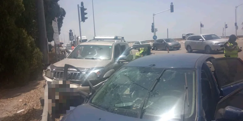 תאונת דרכים סמוך למחלף שורק, שבה נפצעו חמישה בני אדם