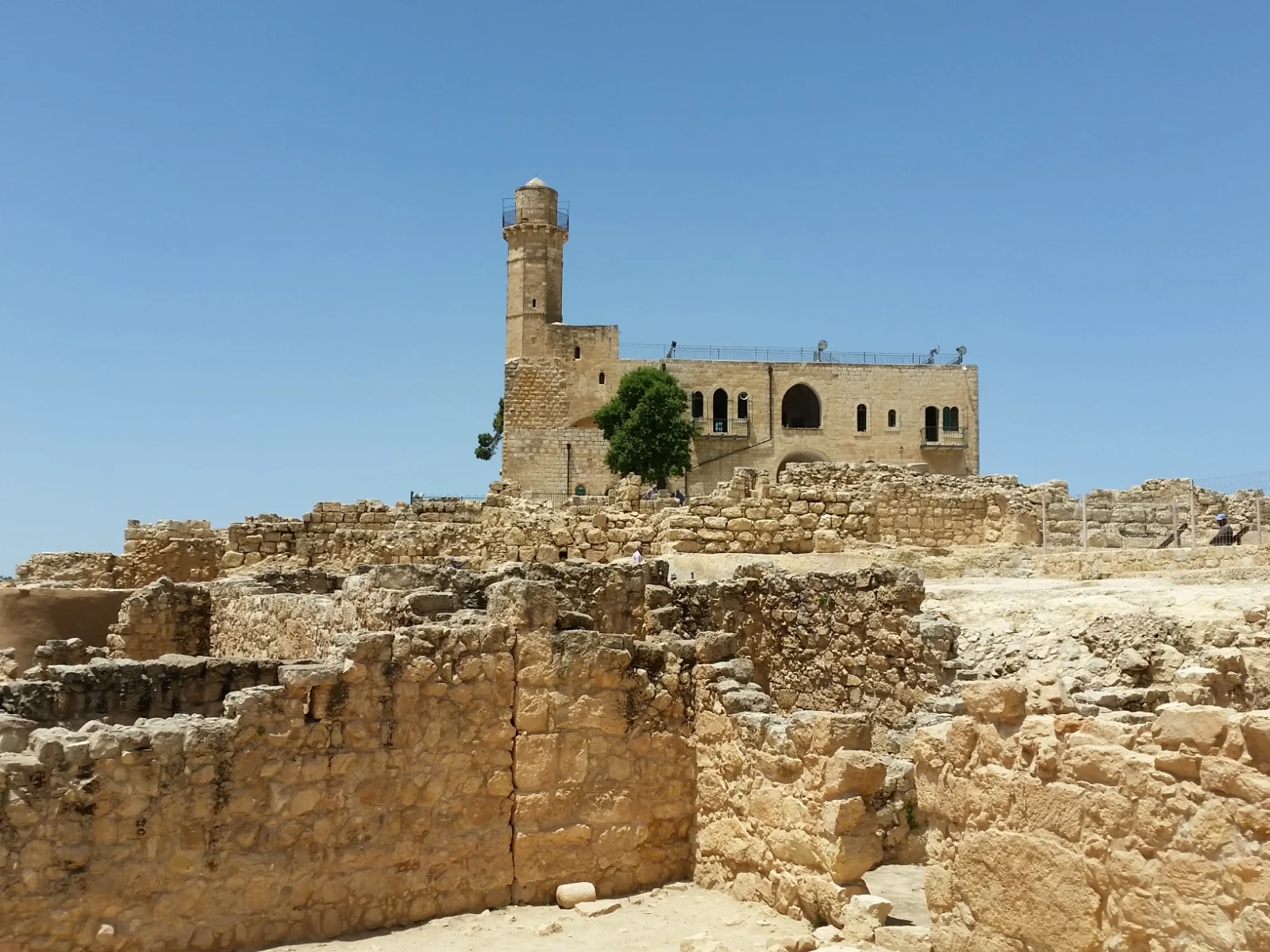 גן לאומי נבי סמואל