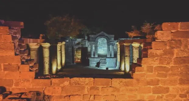 סיורי ערב בעין קשתות