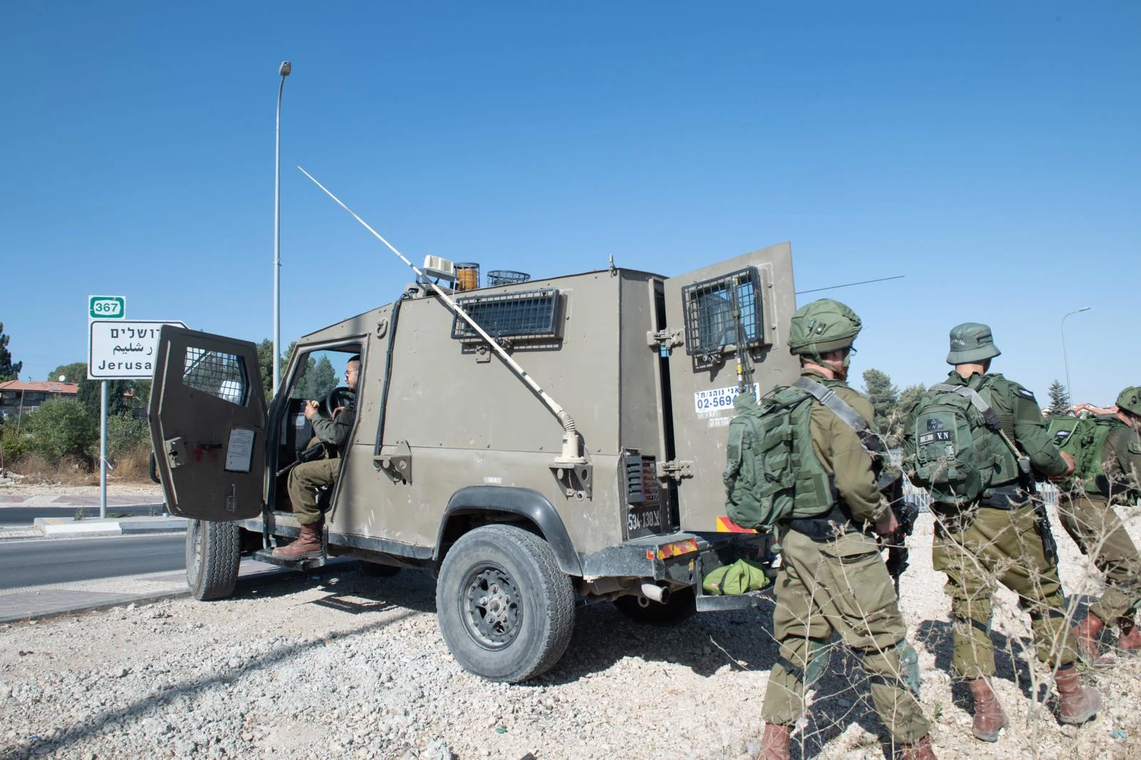 פעילות לוחמי צה''ל בזירת פיגוע הדריסה בגוש עציון