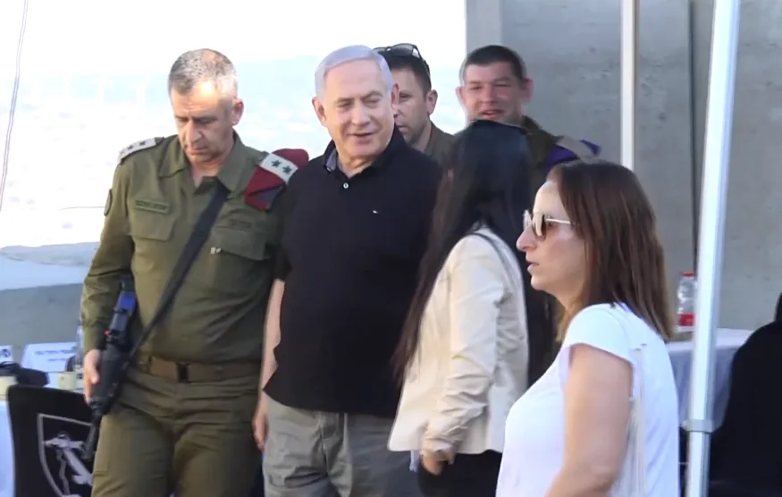 בנימין נתניהו, ראש הממשלה, ואביב כוכבי, הרמטכ''ל, בגבול הצפון