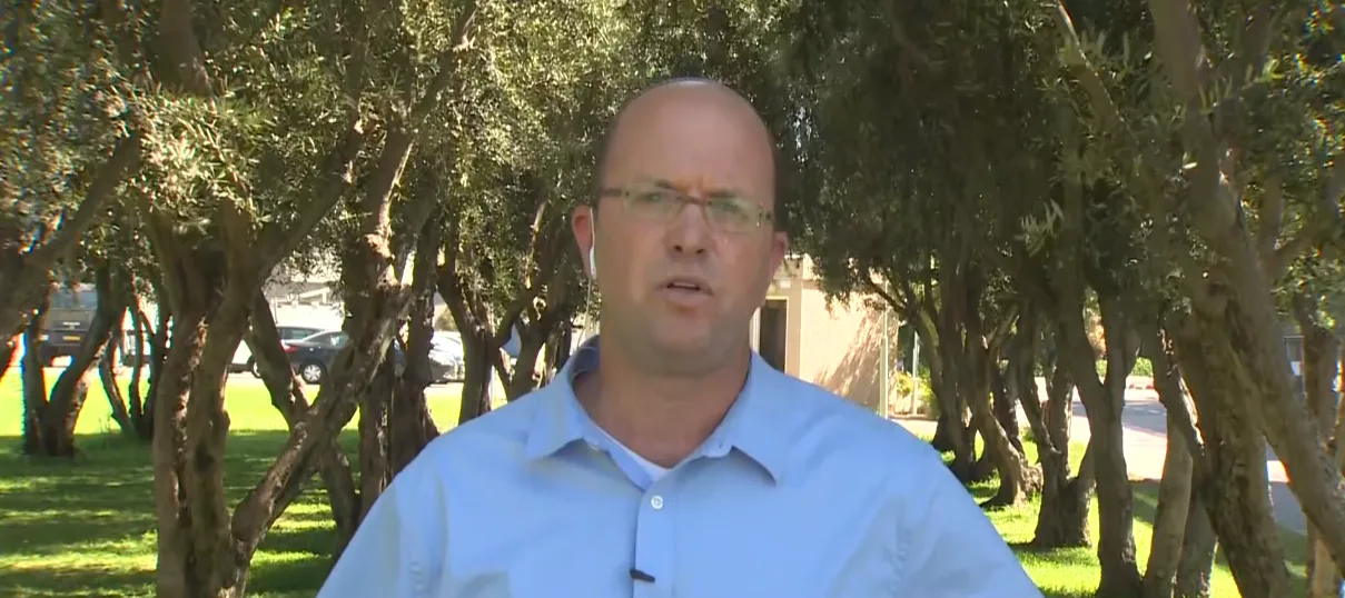 צביקה ירום, מנהל תפעול יבשה, אלתא, התעשייה האווירית