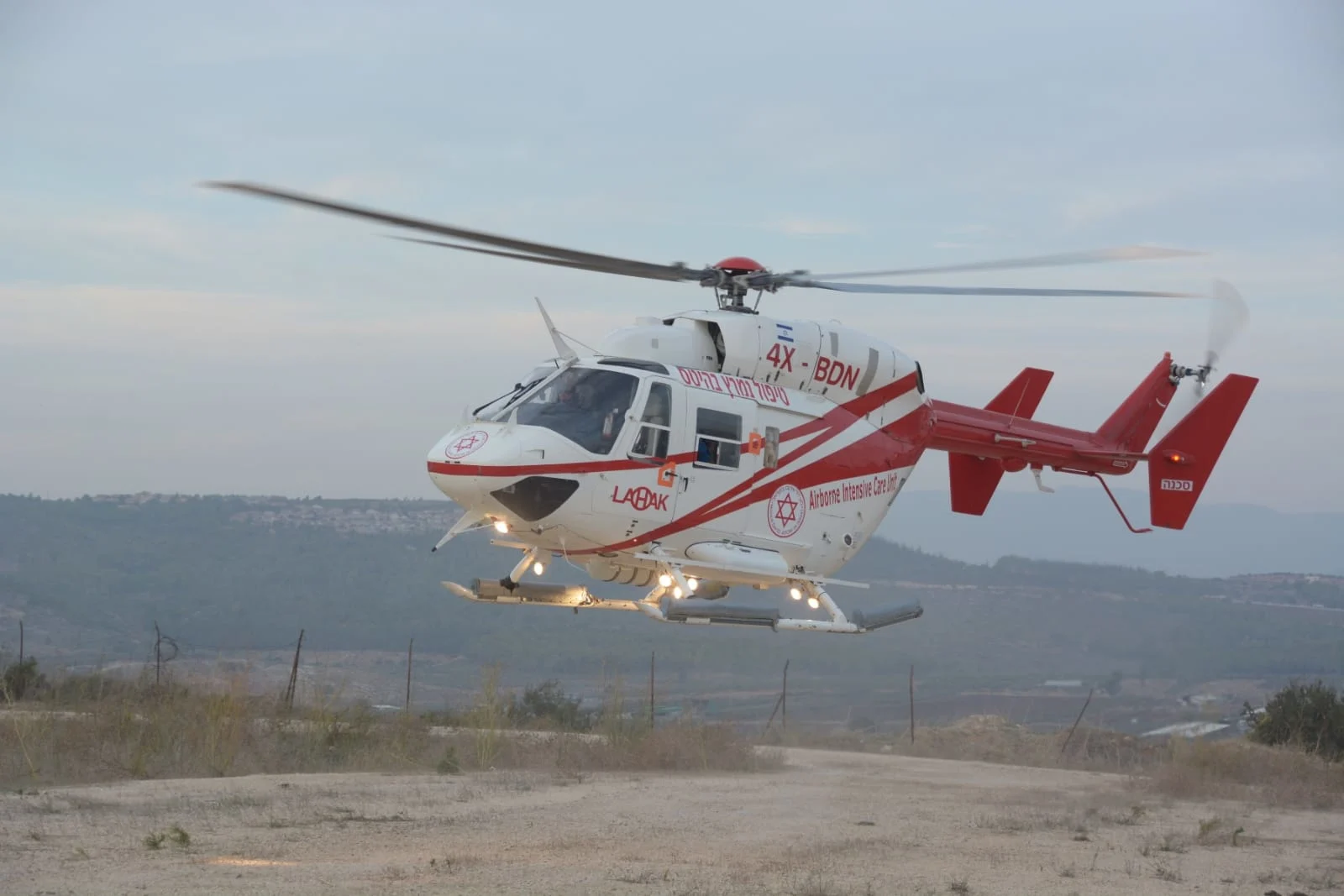 המסוק שפינה את האב שהתמוטט סמוך למעיין עין כובס בצפון