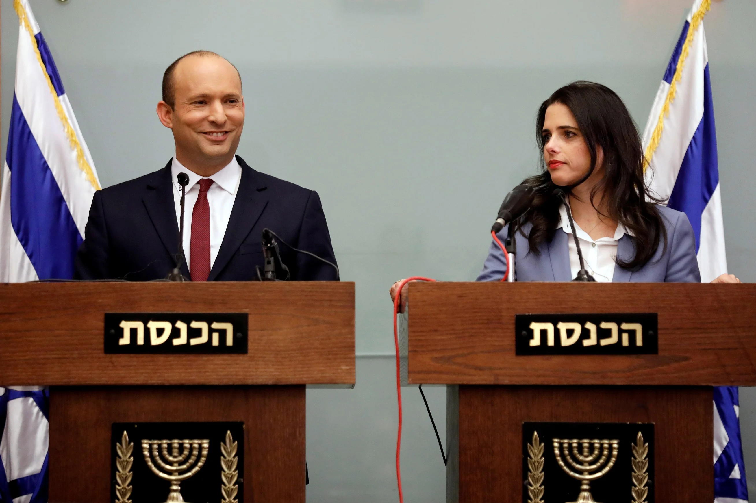 איילת שקד ונפתלי בנט בהצהרה לתקשורת