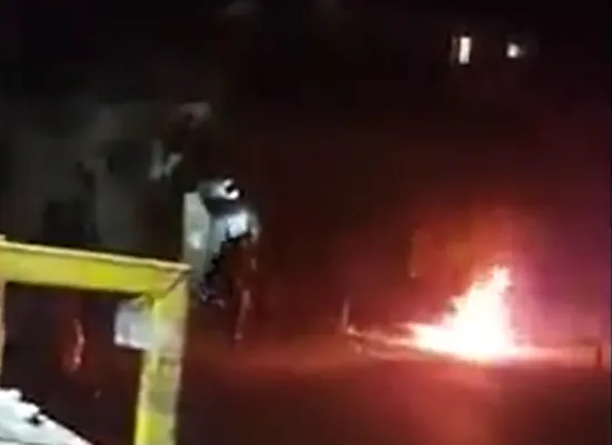 ידויי בקבוקי תבערה לעבר כוח מג''ב בירושלים