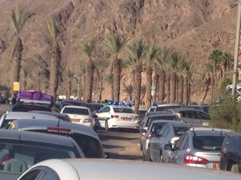 אלפים נתקעו במעבר הגבול טאבה