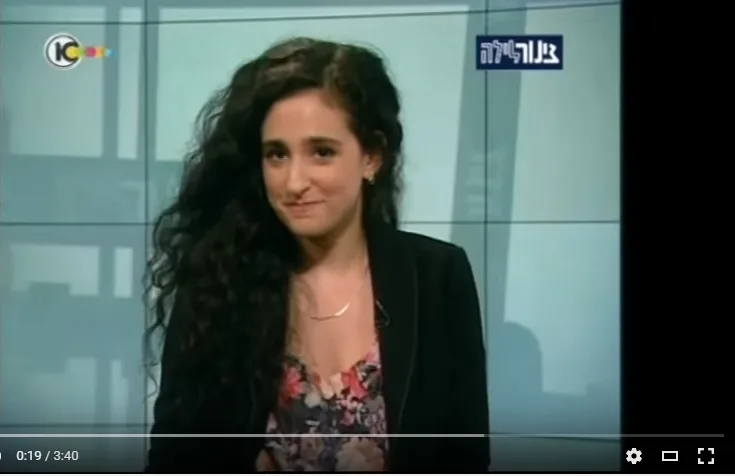 ספיר ניסני, העיתונאית החשודה בשפיכת שמן רותח על אמה