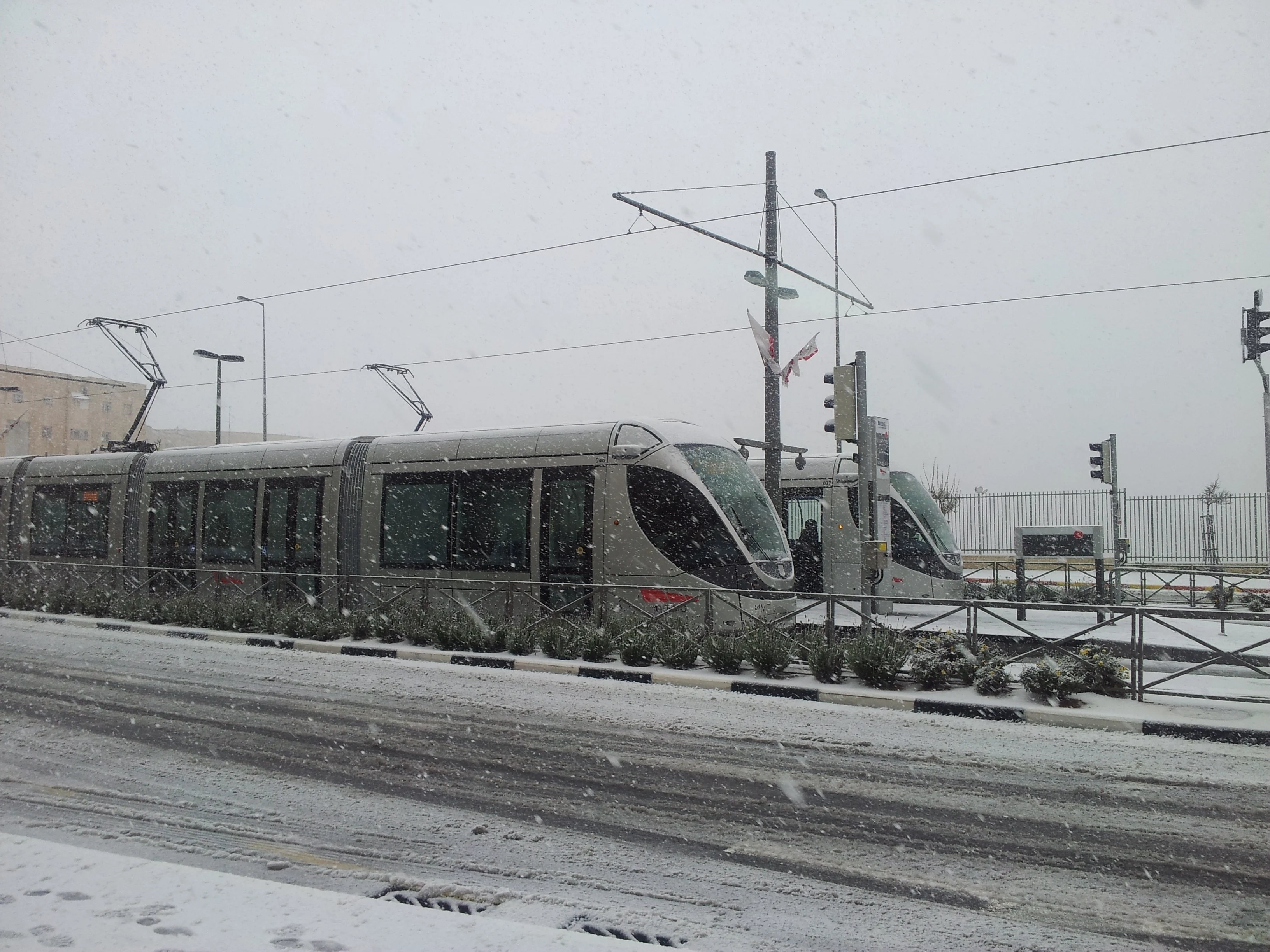 הרכבת הקלה בשלג בירושלים