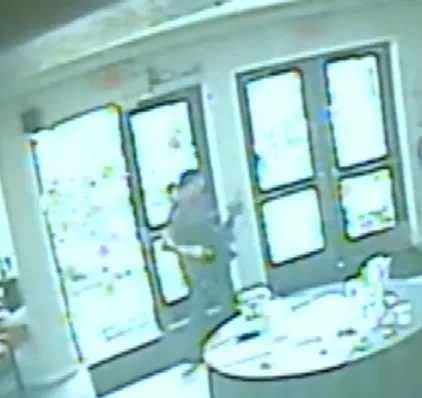 היורה בבית הכנסת בסן דייגו