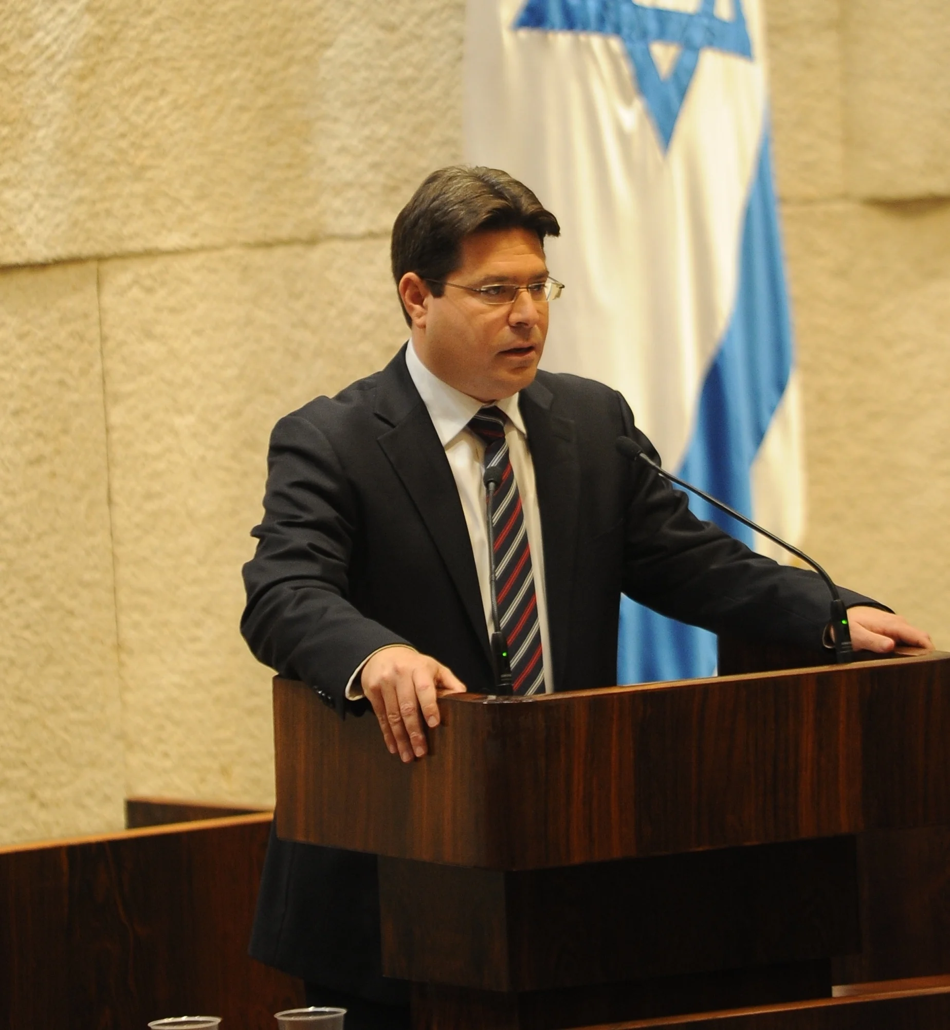 ח''כ אופיר אקוניס מהליכוד