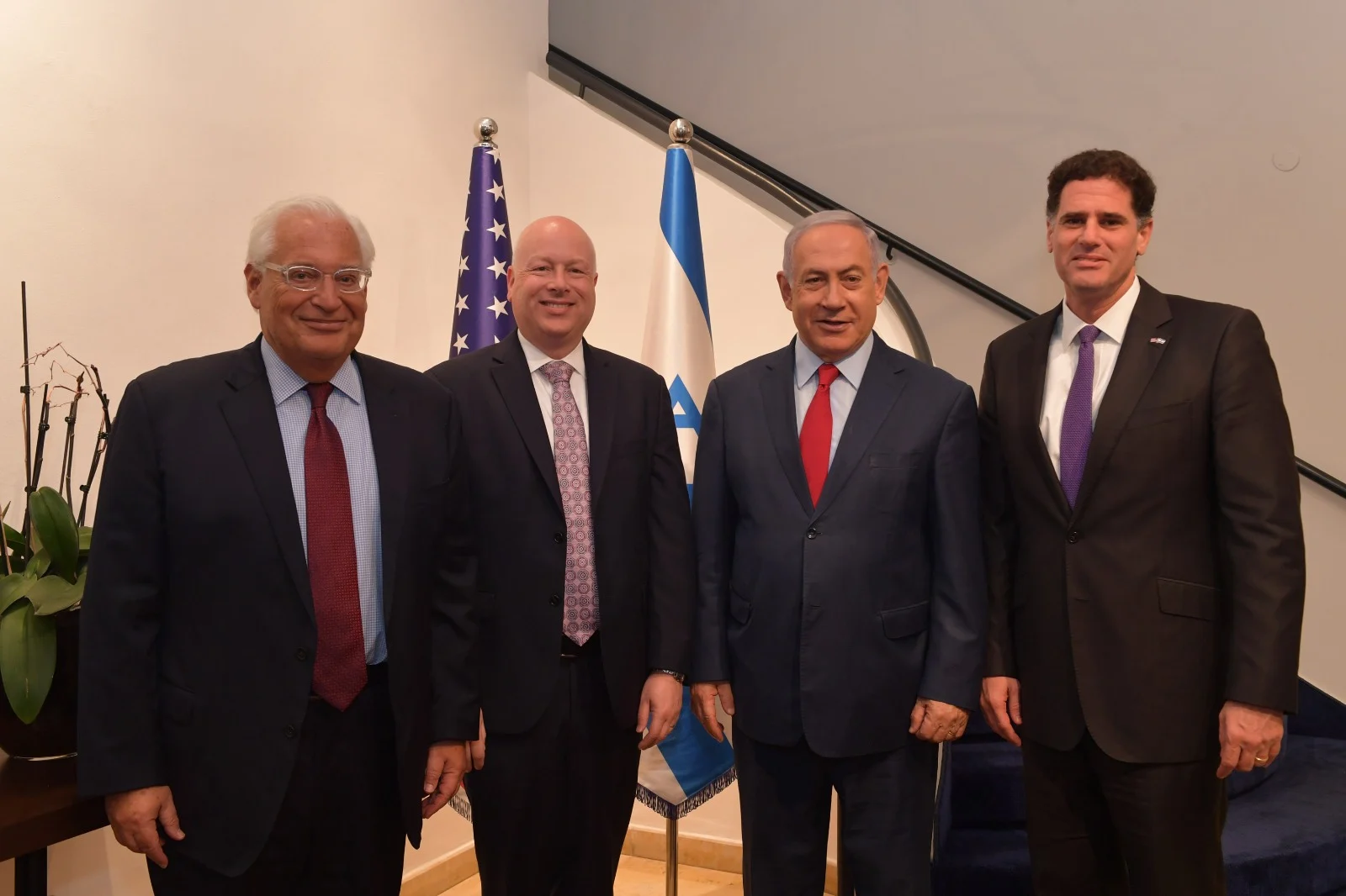 ראש הממשלה בנימין נתניהו, שליח ארצות הברית למזרח התיכון ג'ייסון גרינבלט, רון דרמר, דייויד פרידמן