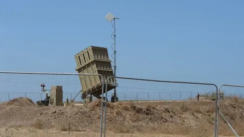 סוללת כיפת ברזל