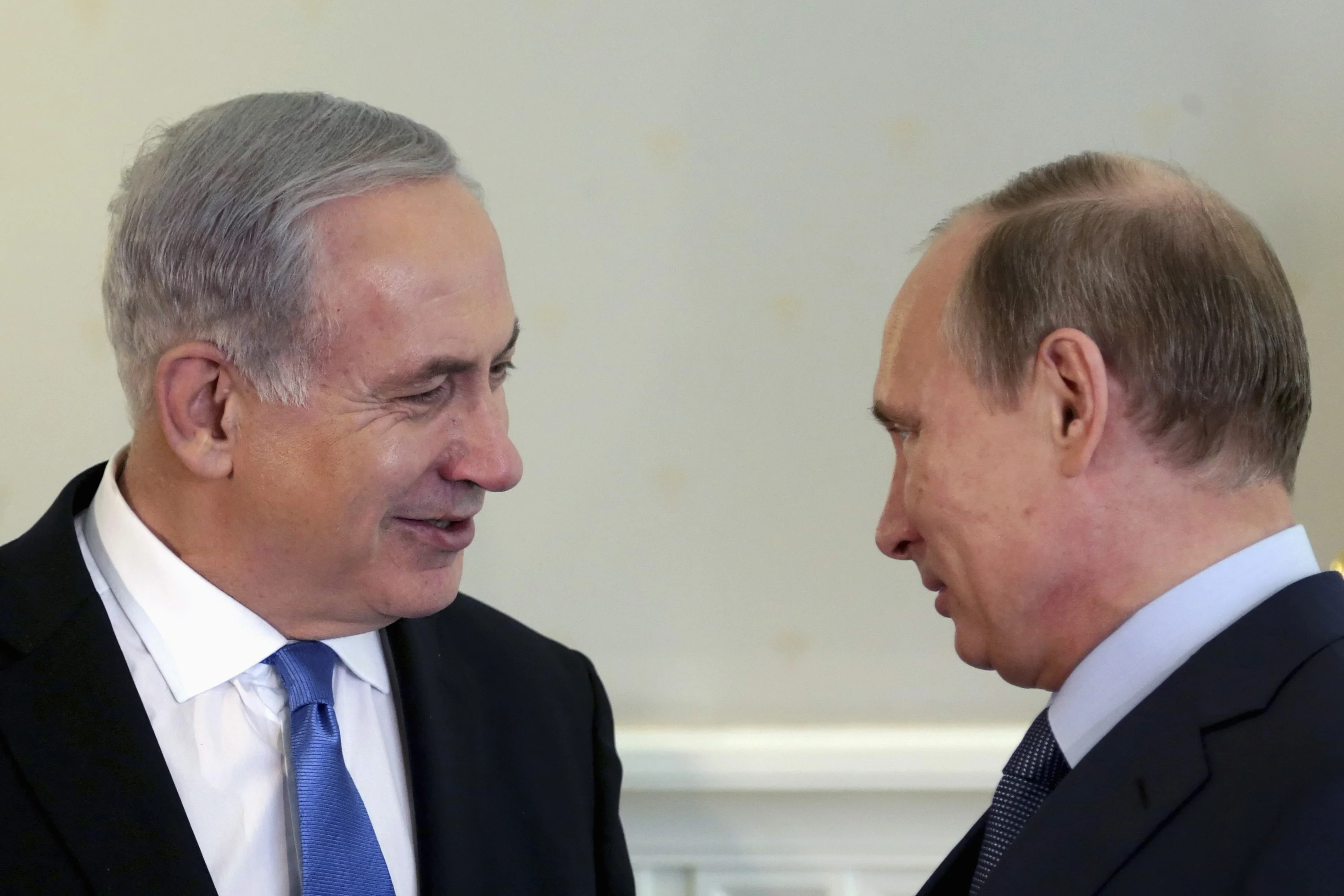 ראש הממשלה, בנימין נתניהו, נפגש עם נשיא רוסיה ולדימיר פוטין בעיירה סוצ'י