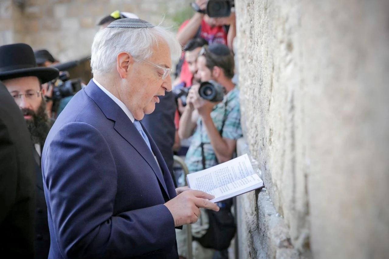 שגריר ארה''ב בישראל, דיוויד פרידמן, בכותל המערבי בירושלים