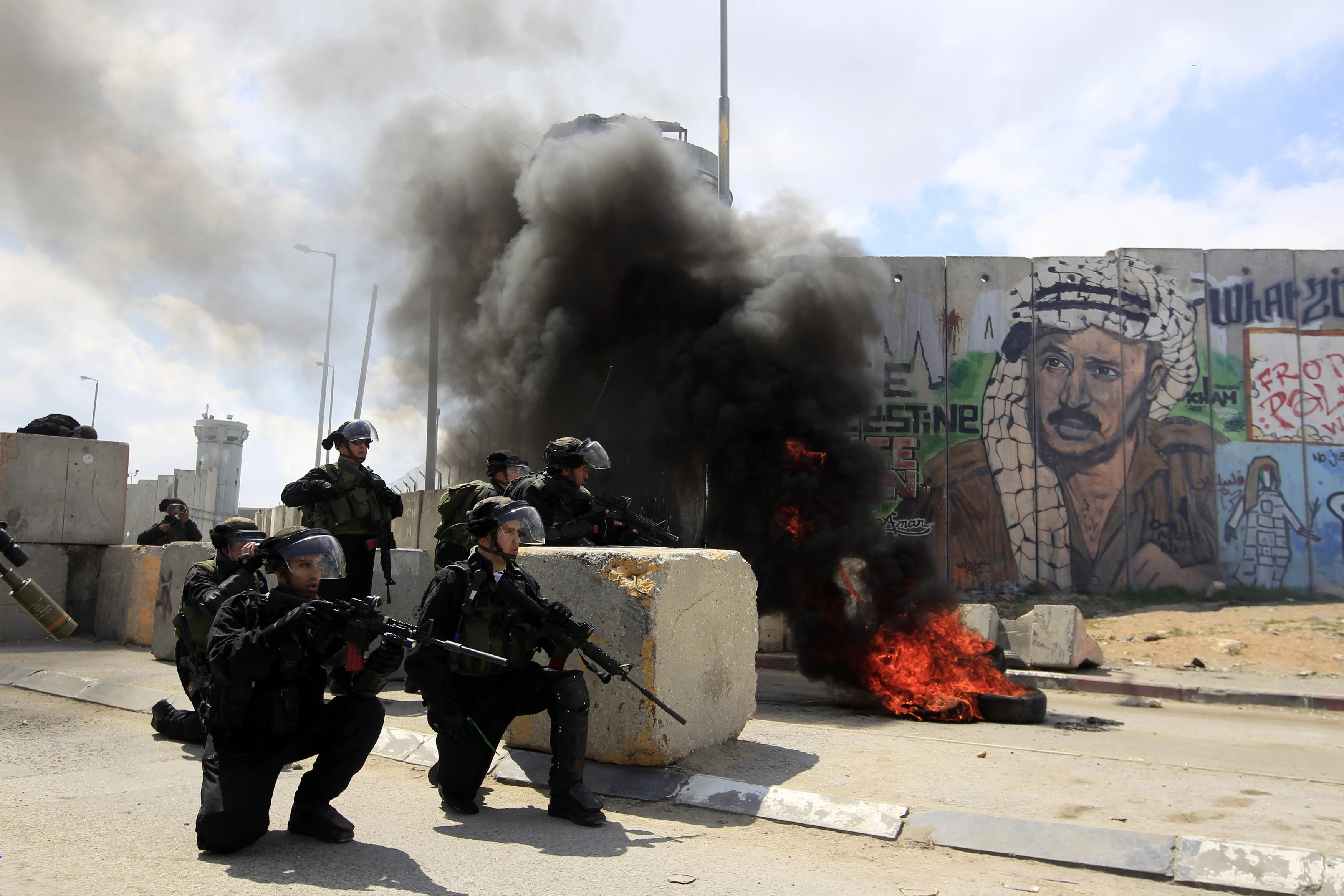 כוחות מג''ב במחסום קלנדיה (ארכיון)