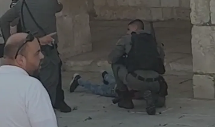 הדוקר נעצר על ידי כוחות הביטחון