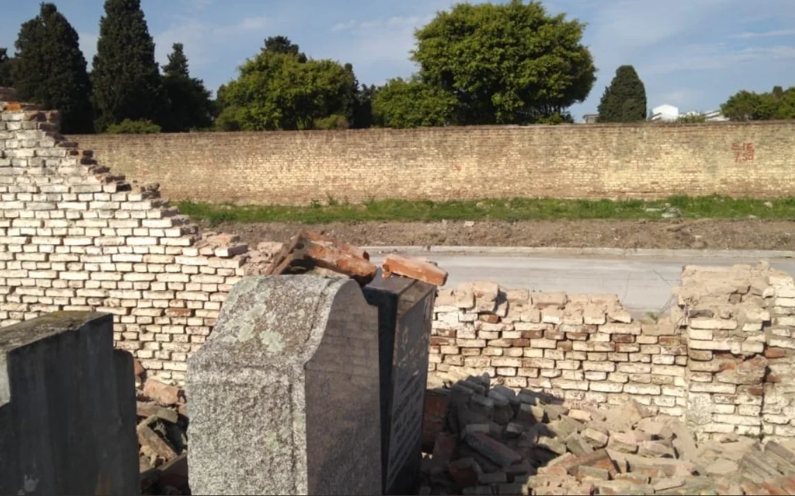 בית העלמין היהודי שהושחת בבואנוס איירס