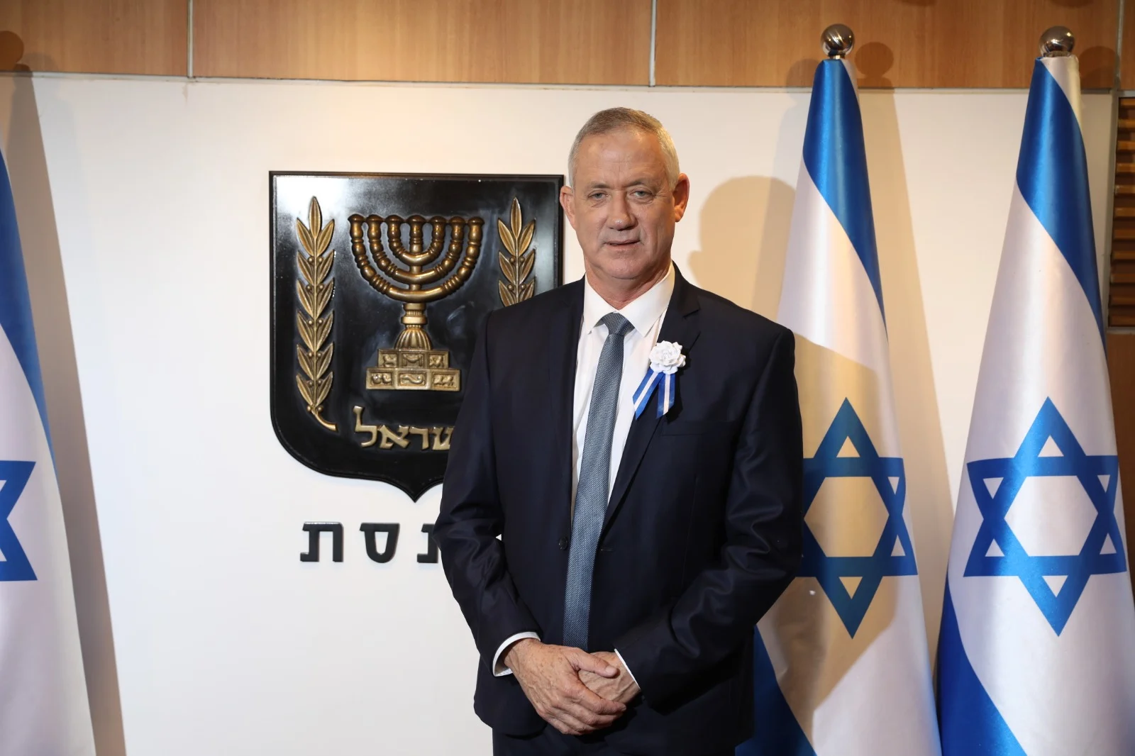 חבר הכנסת בני גנץ בכניסה למשכן הכנסת