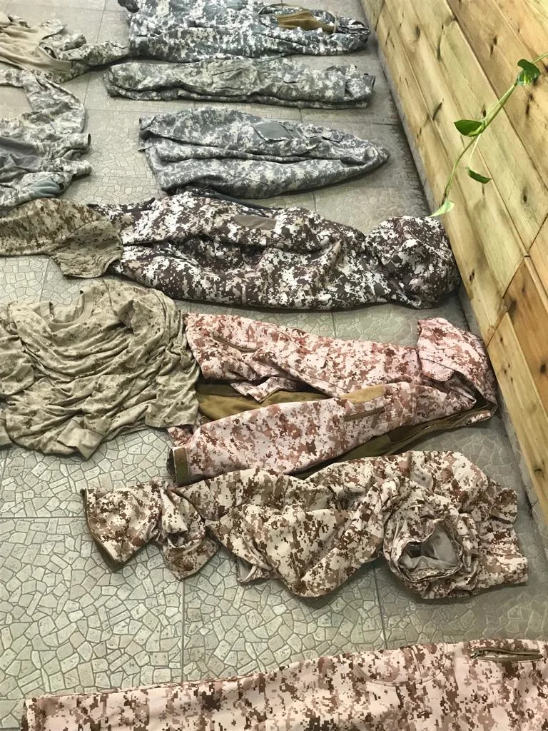 פריטים שנמצאו בביתו של החשוד