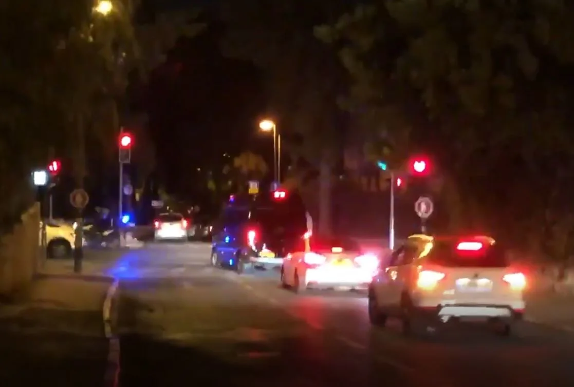 ליווי הרב קנייבסקי ברחובות ירושלים