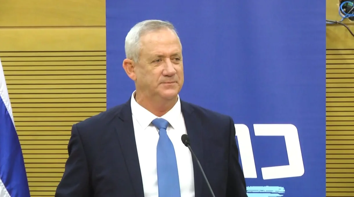 יו''ר כחול לבן בני גנץ לאחר הפגישה עם יו''ר ישראל ביתנו אביגדור ליברמן