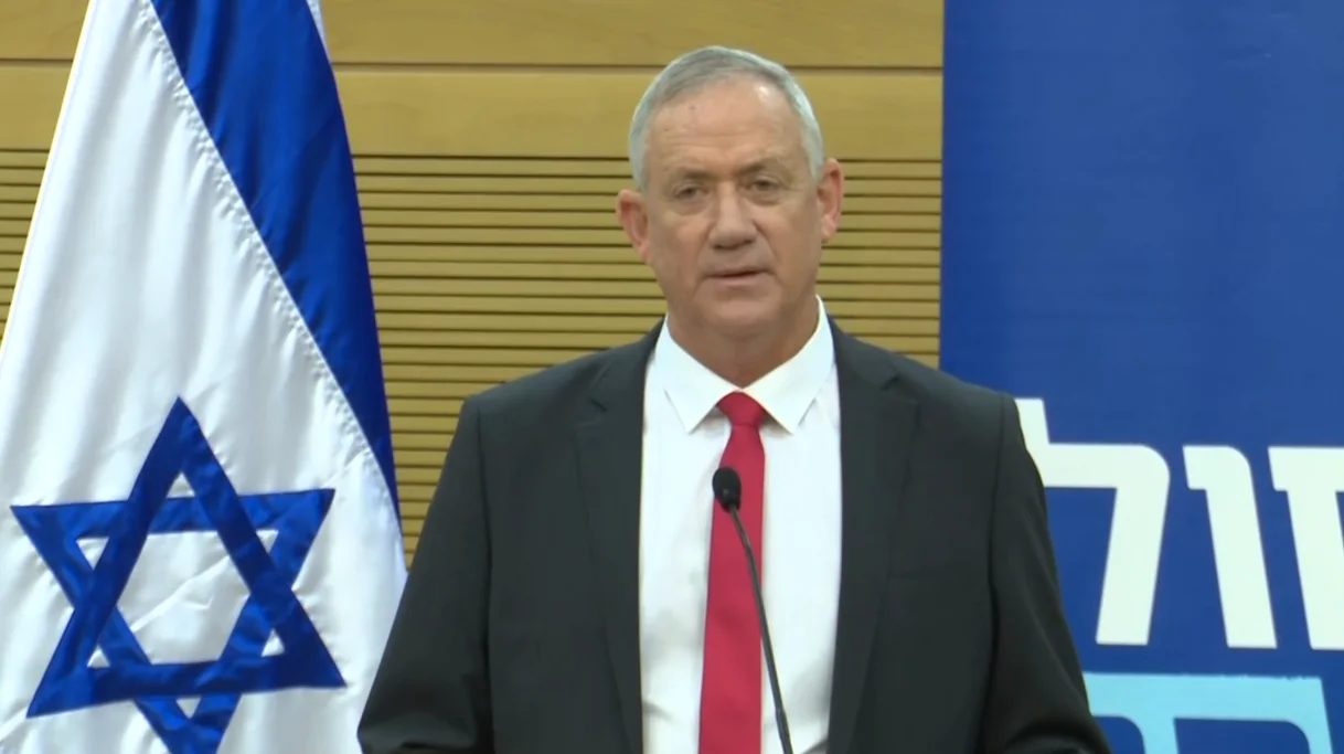 בני גנץ בישיבת סיעת כחול לבן