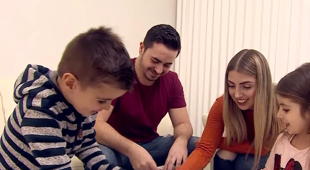 משפחת ספיר, כוכבי רשת