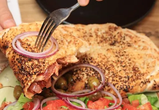 סמבוסק עוף או אסאדו תבחרו מסעדת לוג'ו