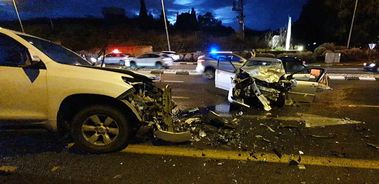 תאונת הדרכים הקטלנית בכביש 42 סמוך לצומת הכניסה לעיינות