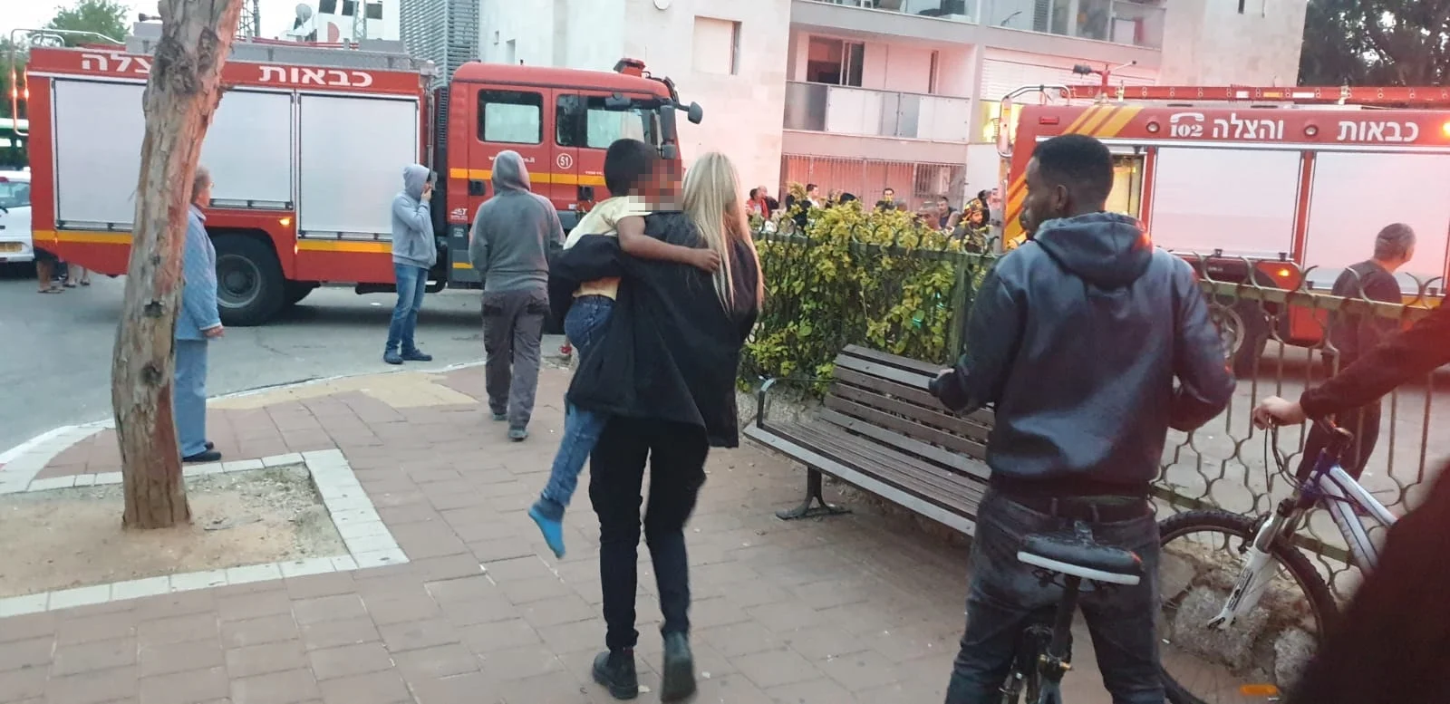 חילוץ בן ה-4, שריפה באשדוד