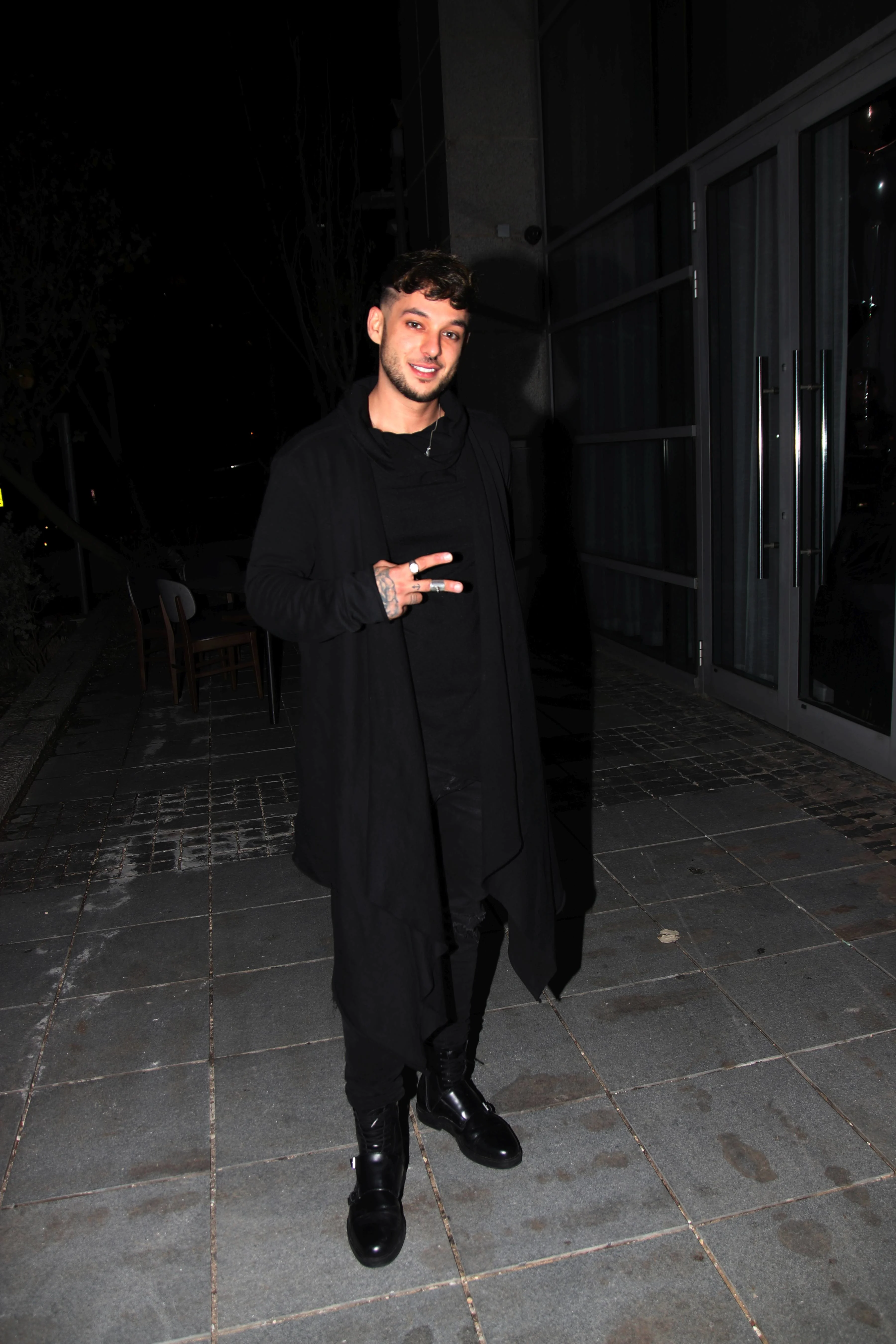 איפה קארין? ישראל אוגלבו חוגג ליעל בר זוהר 40