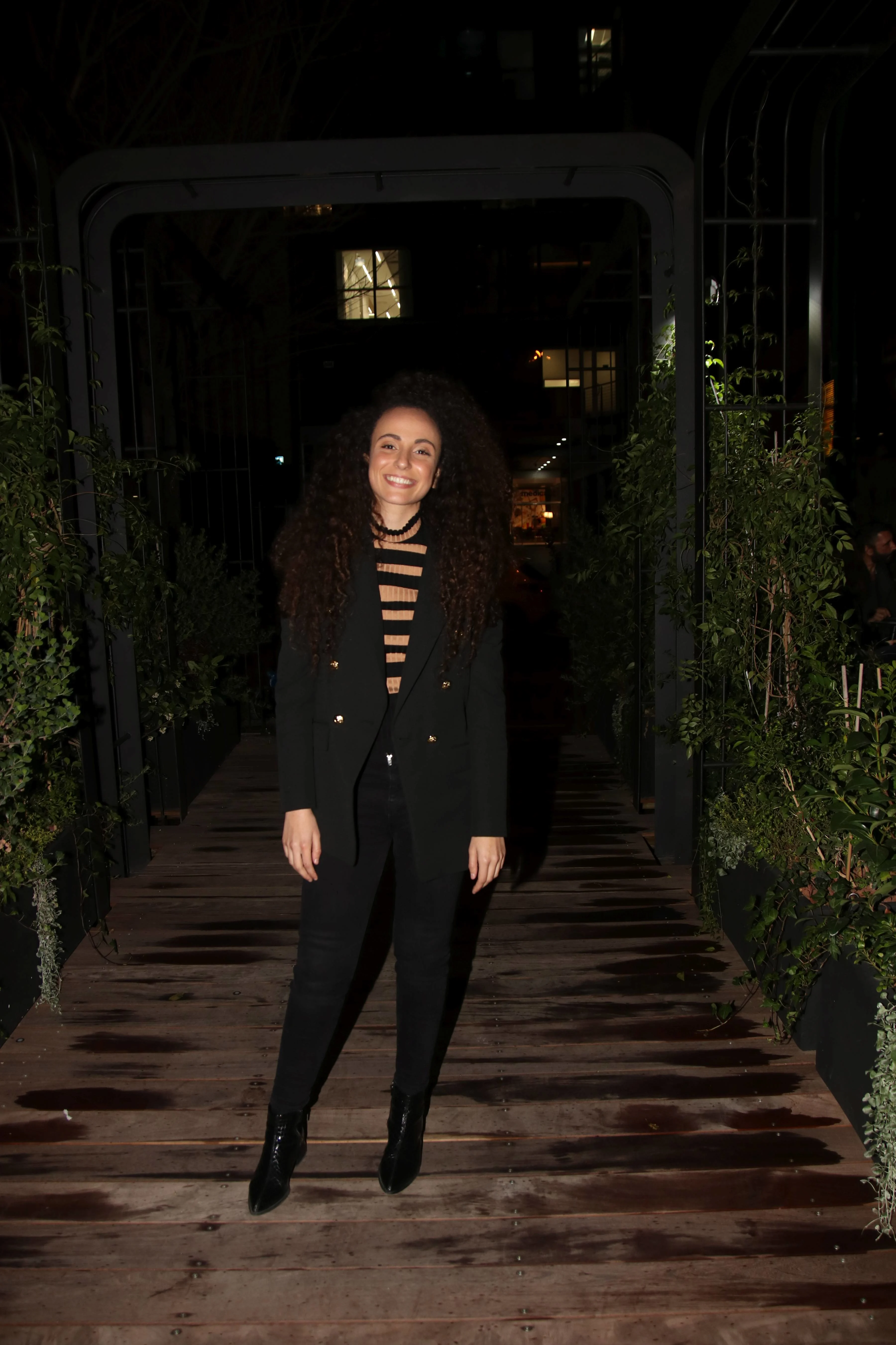 הפעם לא באומנותי. יובל דיין חוגגת ליעל בר זוהר 40