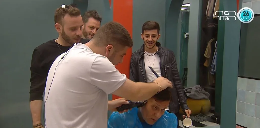 גדי מספר את יוסי