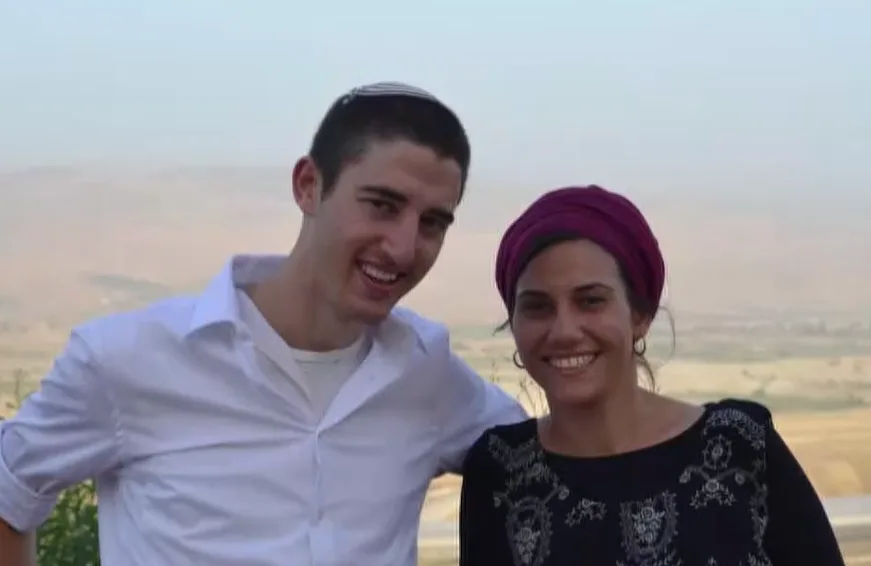 עזרא ורעות שוורץ