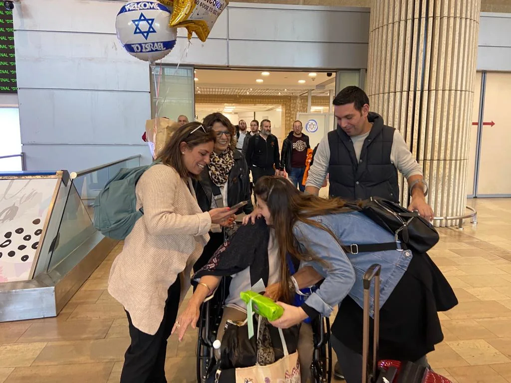 רחל ביטון, הישראלית הראשונה שהבריאה מהקורונה חזרה הביתה לישראל