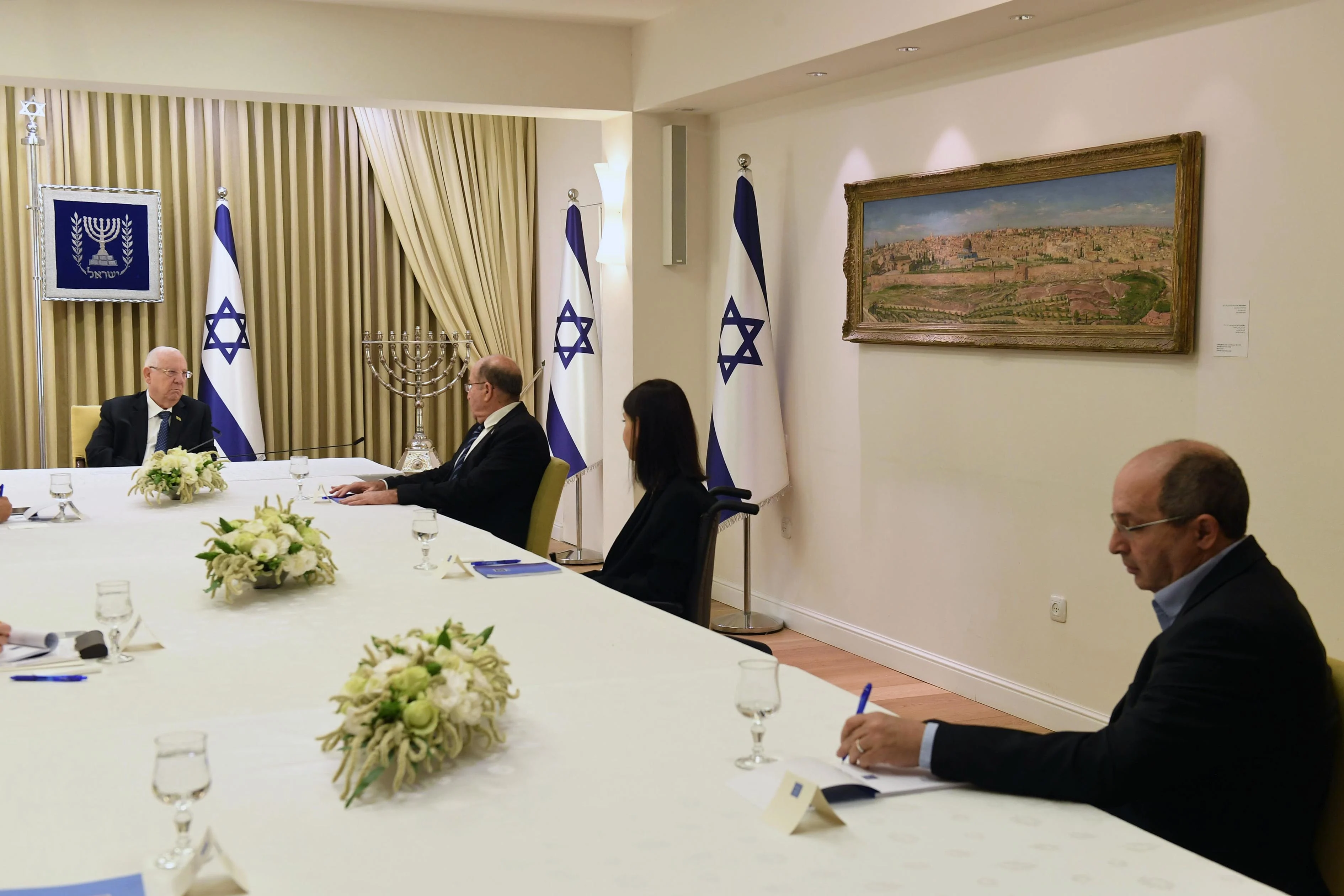 סיעת כחול לבן בהתייעצויות בבית הנשיא