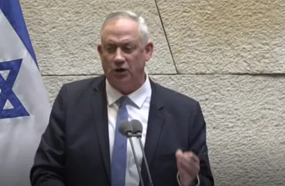 חבר הכנסת בני גנץ בנאום בכנסת