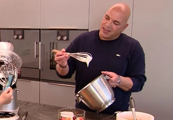 מיקי, שמו, קונדיטור,