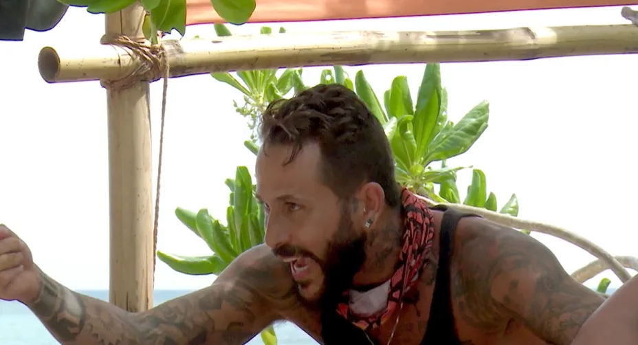 אסי בוזגלו בהישרדות