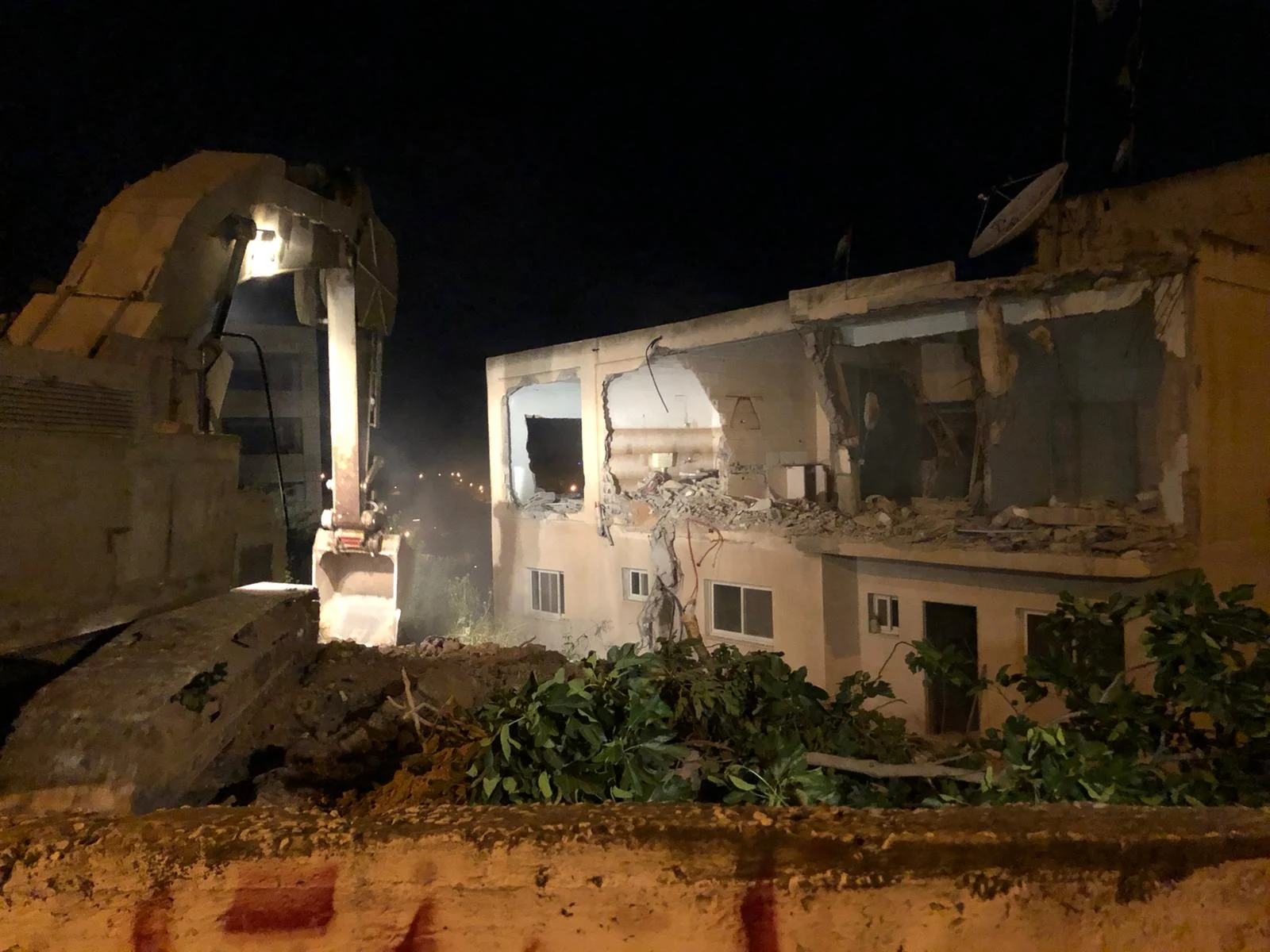 הריסת בית המחבל מהפיגוע שבו נרצחה רנה שנרב