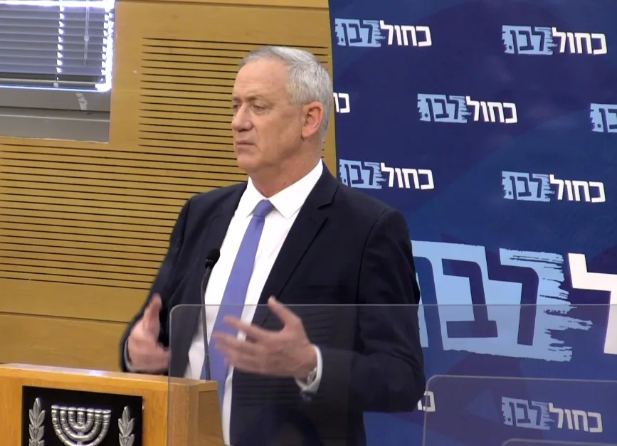 בני גנץ