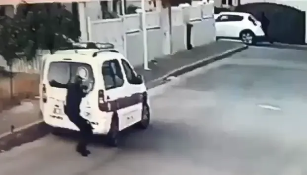 ירי לעבר שוטרים בטירה