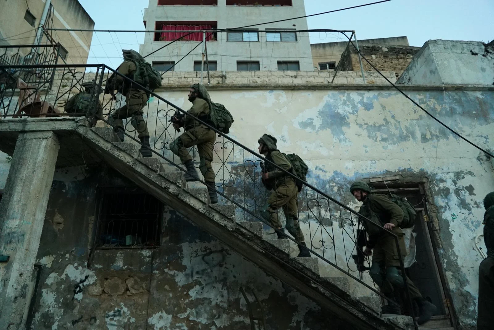 פעילות לוחמי צה''ל למציאת המחבל שהרג את הלוחם עמית בן יגאל