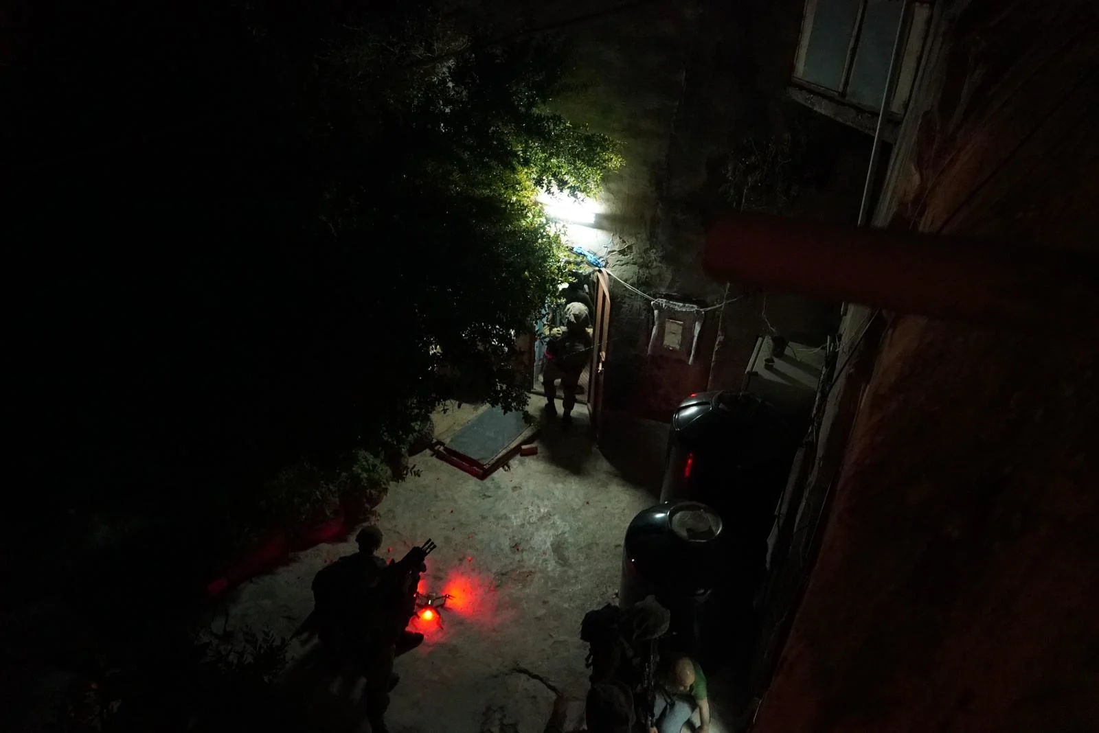 פעילות לוחמי צה''ל למציאת המחבל שהרגד את הלוחם עמית בן יגאל