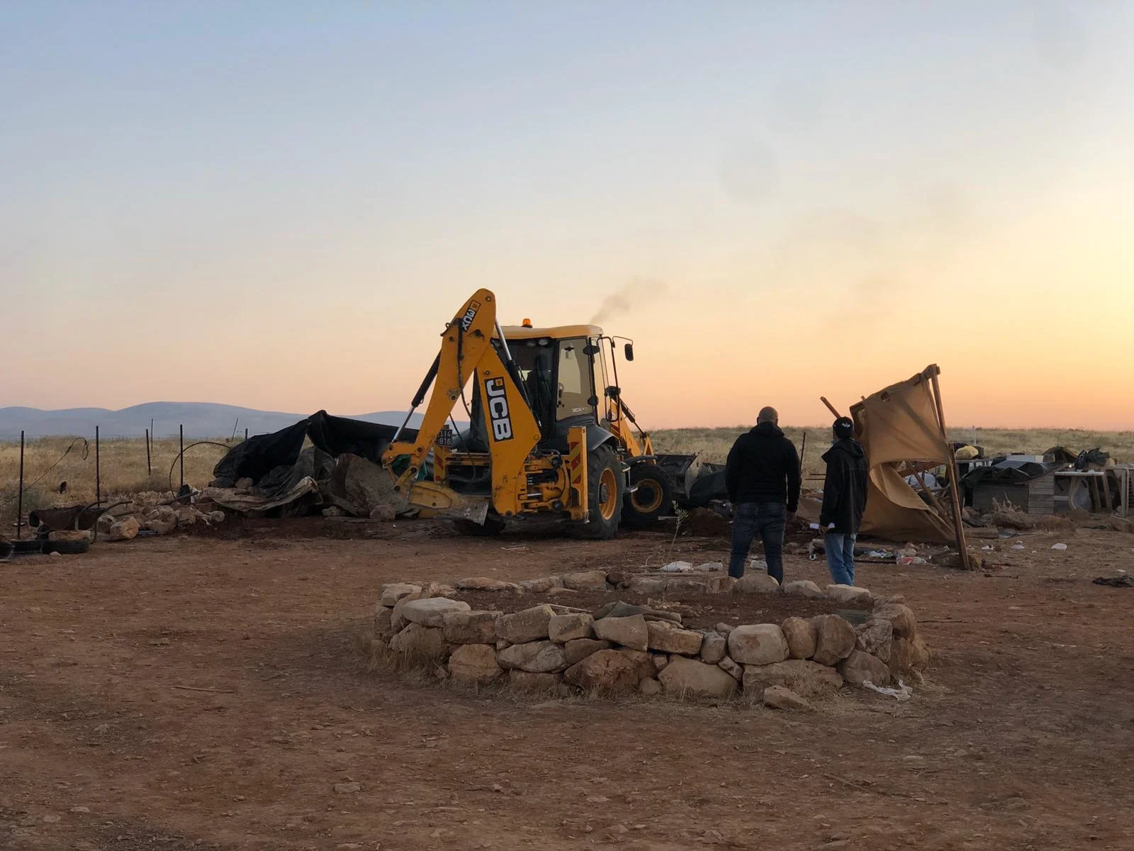 פינוי מבנים בלתי חוקיים במאחז ה''בלאדים''