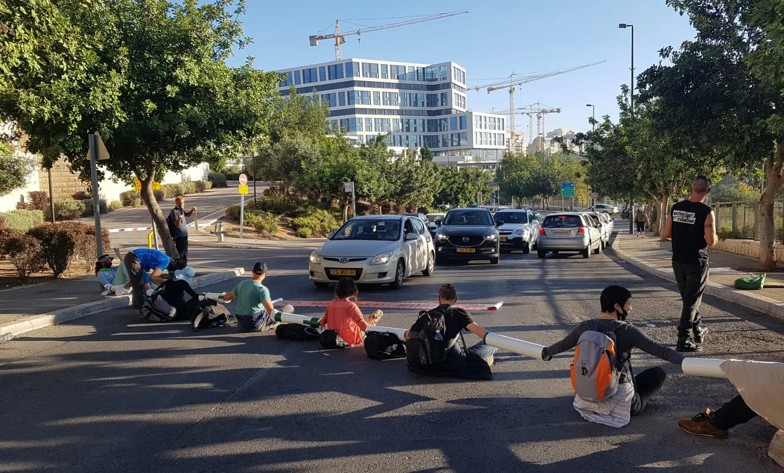 מחאת פעילי ''המרד בהכחדה'' בכנסת
