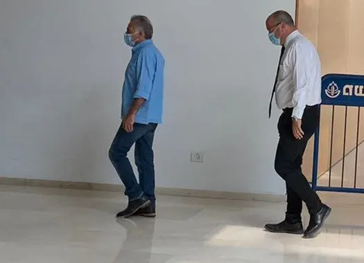 משה איבגי מגיע להשמעת גזר דיון