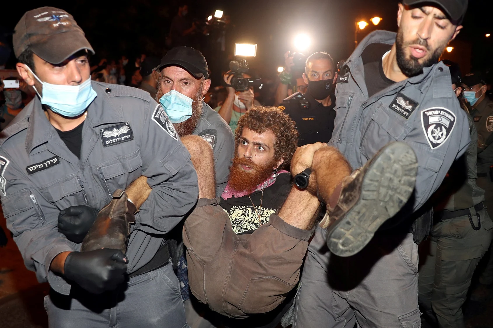 המחאה מול מעון ראש הממשלה, בנימין נתניהו, בבלפור